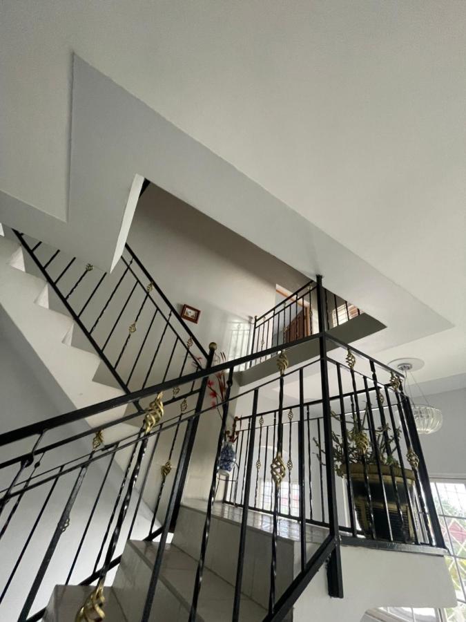 The Retreat Hotel Lyssons ภายนอก รูปภาพ