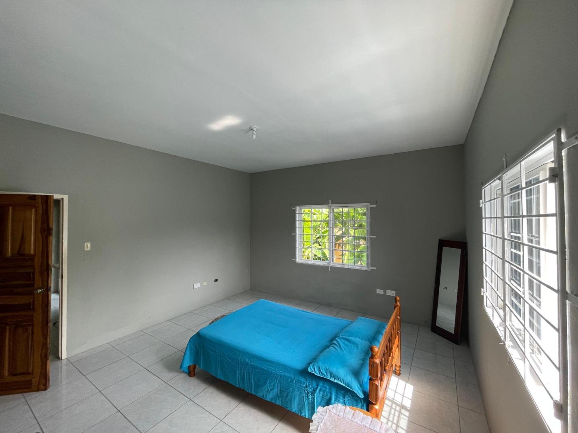The Retreat Hotel Lyssons ภายนอก รูปภาพ