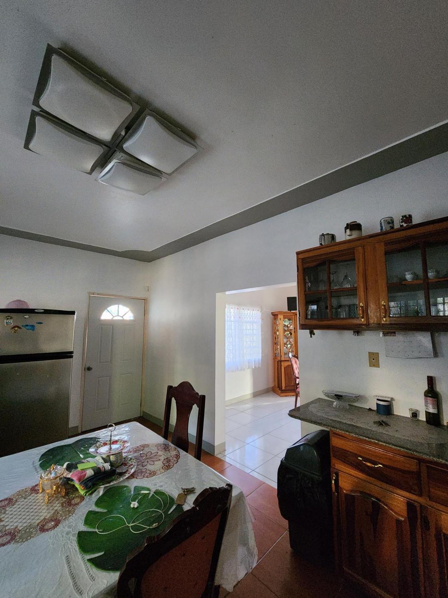 The Retreat Hotel Lyssons ภายนอก รูปภาพ